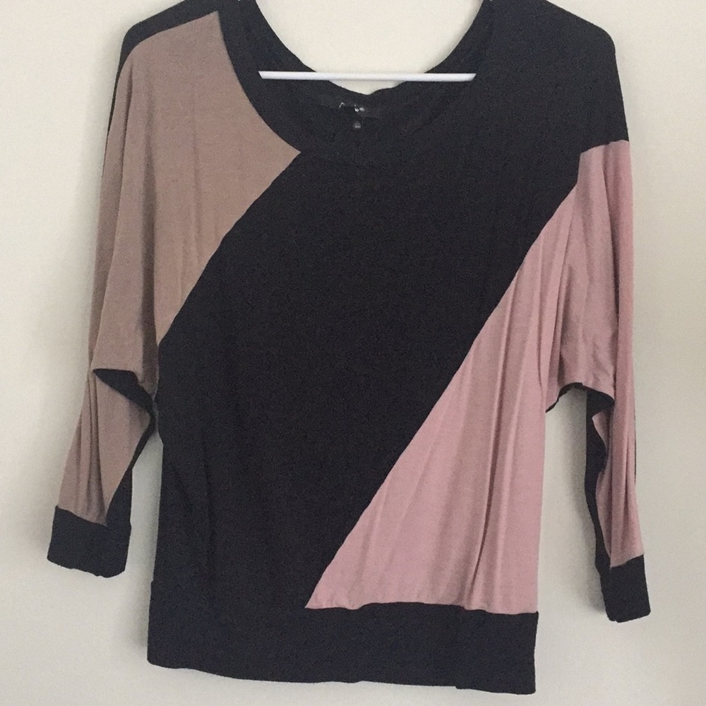 3/4 sleeve top
